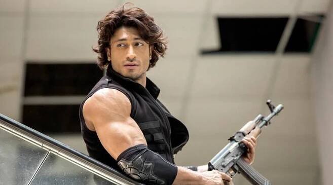 Indian Action Movie Star Vidyut Jammwal Signs With Wonder Street