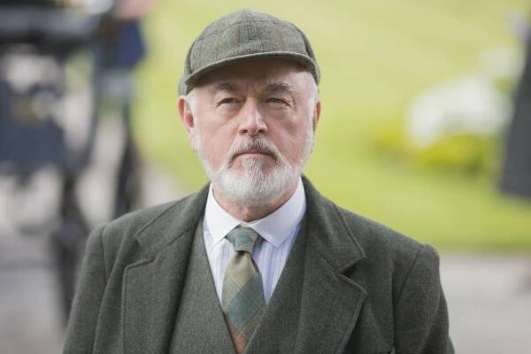Panství Downton - A Journey to the Highlands - Z filmu - Peter Egan