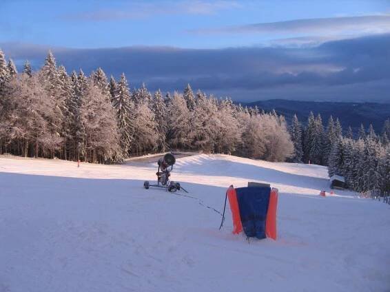 Ski areál Tesák - ubytování, počasí, online webkamera, otevírací doba, akce