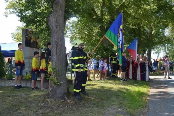 Křest knihy a vysvěcení kapličky 17.8.2021 - Oficiální stránky obce Chlum