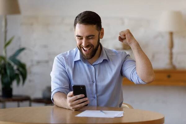 SMS půjčka kdykoliv, ihned na účet - Tovarnik.cz