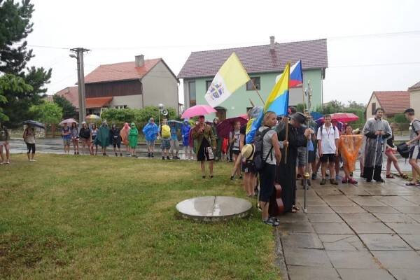 Poutníci 2015 - Oficiální stránky obce Paršovice