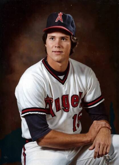 Lonnie Dugger