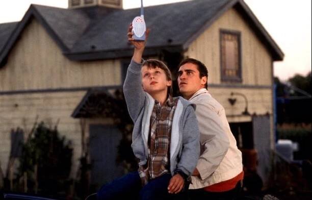 Foto k tématům Joaquin Phoenix, znamení, Signs, Rory Culkin – stránka 8