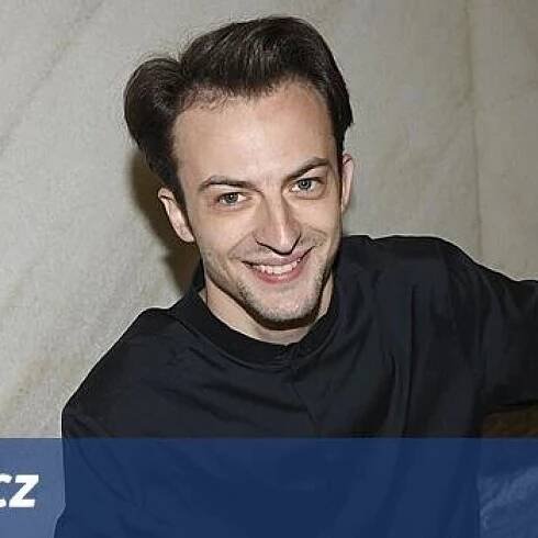 Kryštof Krhovják je na dceru sám, přesto si nestěžuje