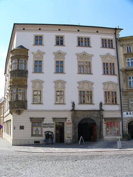 Soubor:Hauenschild Palace.jpg – Wikipedie