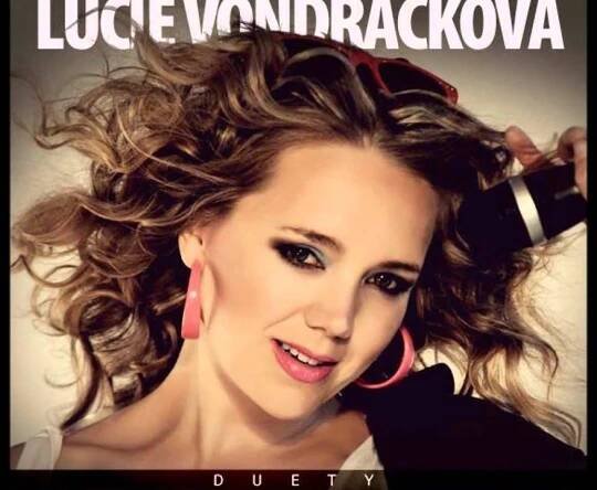 Lucie Vondráčková a Petr Kocman - Ostrov v proudu dní (Islands In The Stream)
