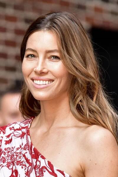 Jessica Biel setzt normalerweise auf glamouröse Locken.