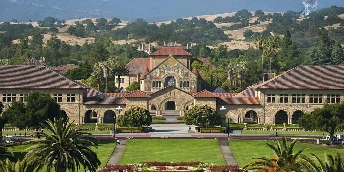 Stanford campus oval and Memorial Church I Photo credit: Linda A. Cicero I Stanford News 