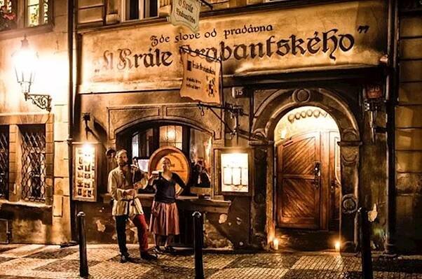 Středověká krčma U Krále Brabantského v Praze – Kudy z nudy 