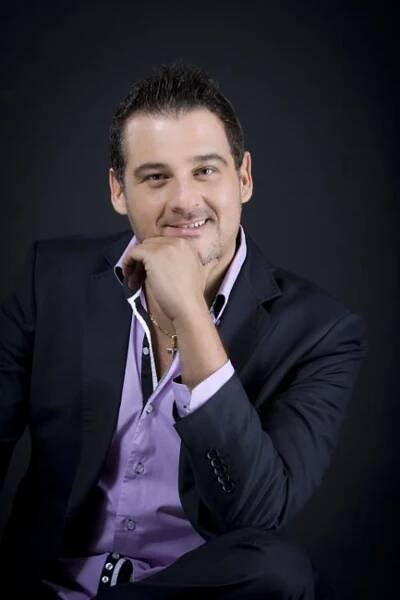 Zpěvák Davide Mattioli.