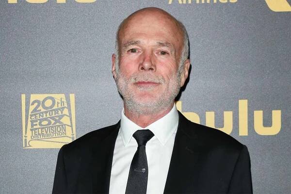 'Battlestar Galactica' stars support castmate Michael Hogan's GoFundMe after brain injury