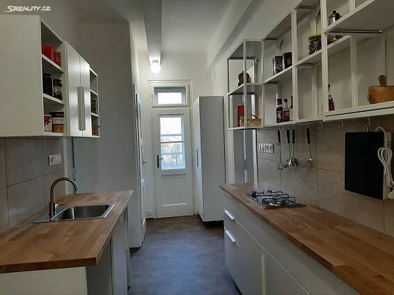 Pronájem Byt 2+1, Sekaninova, Praha - Nusle