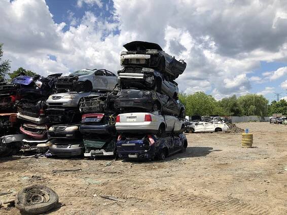 Scrap Yard Toronto | Toronto Auto Wrecker | Junk Yard Toronto
