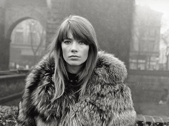 13 Divine Vintage Photos Of Françoise Hardy, An Eternal French Beauty Muse