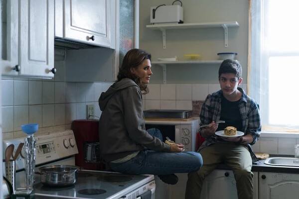 Nezvěstná - Série 2 - Casualties - Z filmu - Stana Katic, Patrick McAuley