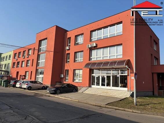 Pronájem samostatného studia, ul. Slovenská, Ostrava - Přívoz | Reality.iDNES.cz 