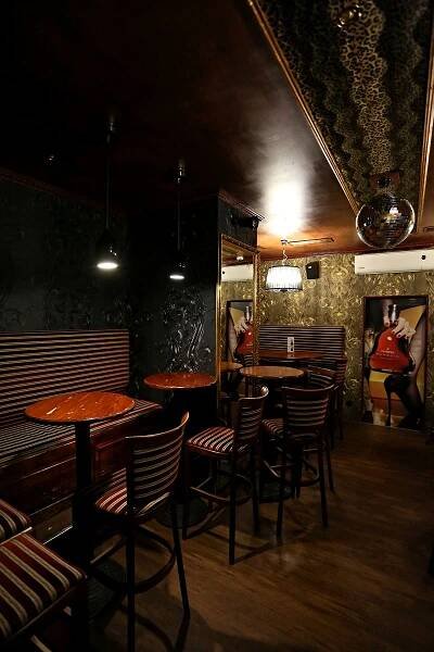 Restaurace, Bary, Hotely | CELEBRITY CAFE s.r.o. | Ulice Vinohradská, Praha