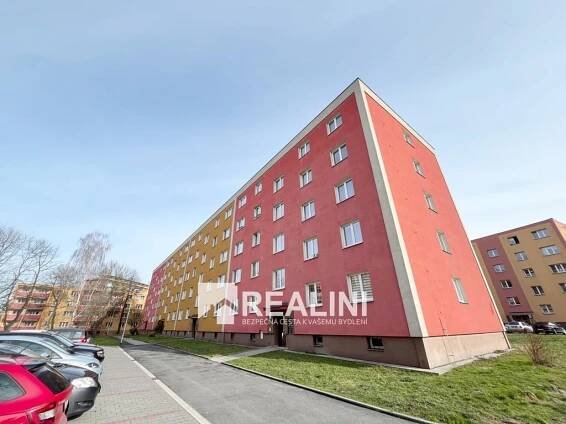 Pronájem byty 2+1 s lodžií, 52 m², Karviná, Majakovského | Realitní kancelář REALINI