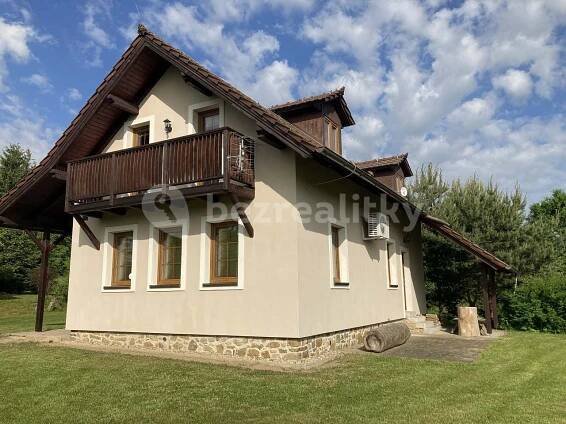 Pronájem Dům, Hněvkovice - Nová Ves u Dolních Kralovic, Kraj Vysočina