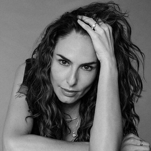Ana Serradilla - Telenovely.net ... vše o telenovelách na jednom místě