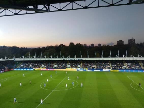 Stadion U Nisy foto 3