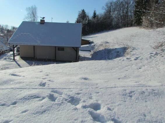 parkoviště u chalupy - Kunvald - foto 32