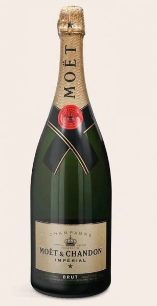 Moet et Chandon Brut v personalizované krabici