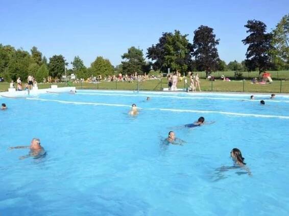 Koupaliště a kemp Chlumec nad Cidlinou - Dokempu.cz