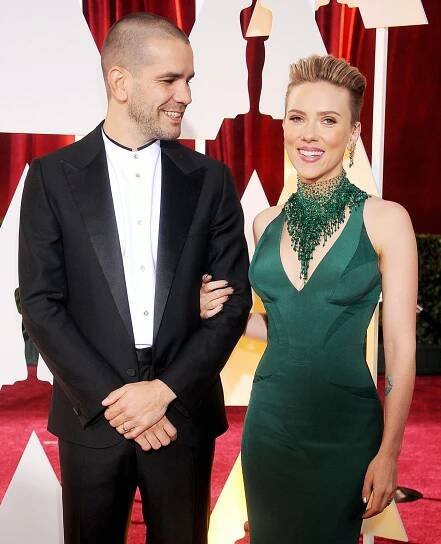 Scarlett Johansson’s Dating History: Colin Jost, More