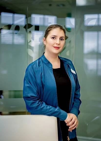 Dora Makovsky - Ridge Crest Dental Implants & Periodontics