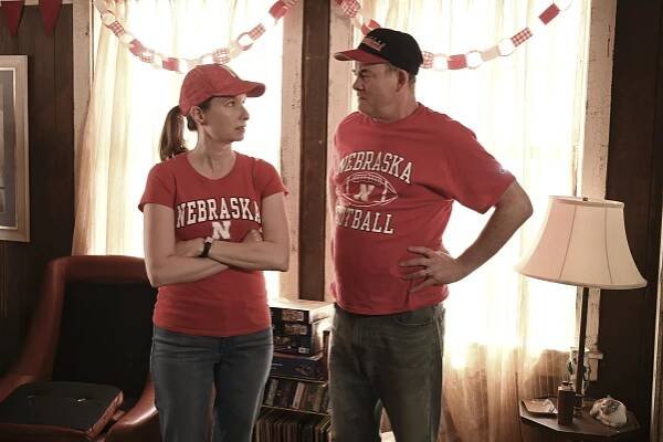 Farma na spadnutí - 459 - Z filmu - Lennon Parham, David Koechner