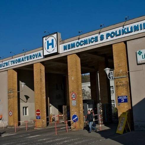Bulovka a Thomayerka nebudou od ledna fakultní, vzniká páteřní síť