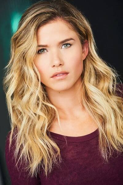 Anna Marie Dobbins herečka