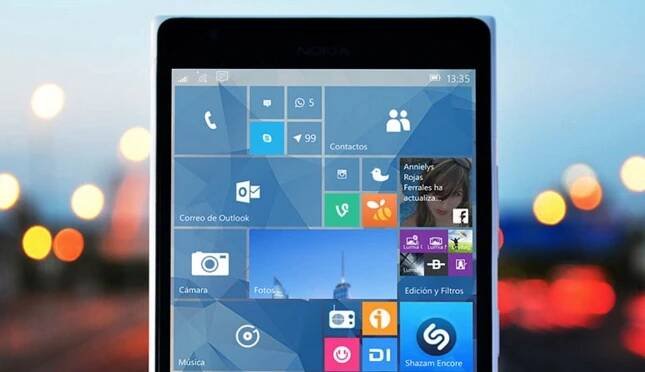 Recenze Windows 10 Mobile: Budoucnost je univerzální