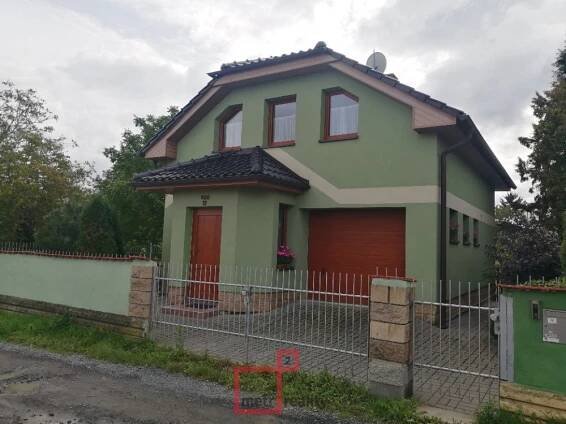 Rodinný dům k pronájmu, Olomouc Durychova, 140 m² | Realitní kancelář metr2 reality Olomouc