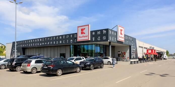 Kaufland končí s prodejem cigaret: Jak reagují české řetězce?