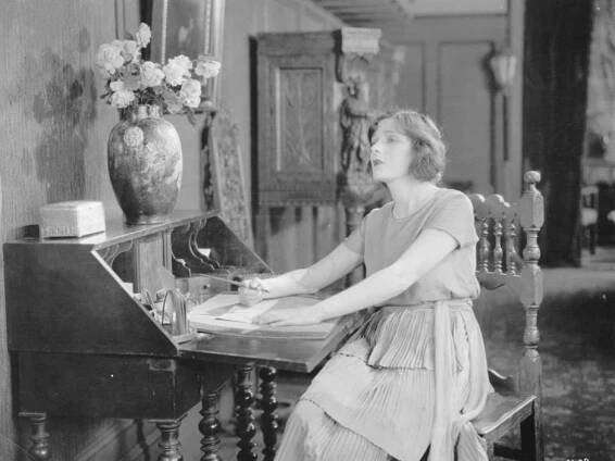 Alma Rubens