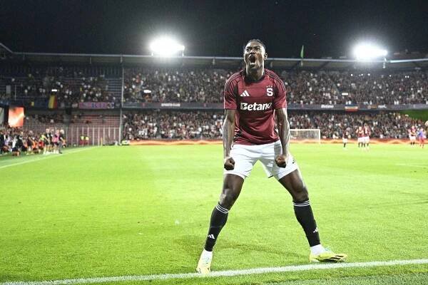 Victor Olatunji (Real Salt Lake) - články o Victor Olatunji na Eurofotbalu