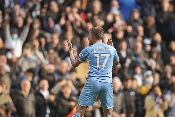 United zkazili i duel na Aston Ville. Nezastavitelné City zdolalo i Chelsea