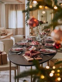 Vánoční dekorace na stůl: nejkrásnější inspirace a tipy