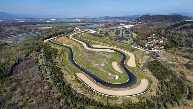 Exkluzivní trackdays na Autodromu Most | Šenkýř Motorsport