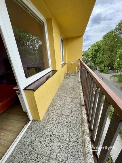 Pronájem bytu 2+kk s lodžií, 48 m2 - Velvary - Reality s námi | ProsperityFS