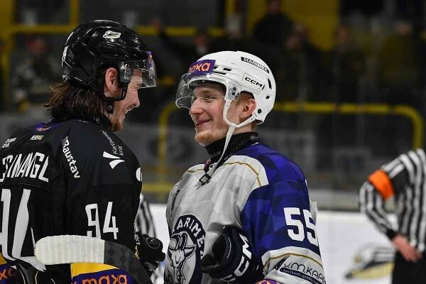 HC Baník Sokolov – SC Marimex Kolín 2:1 (0:1, 1:0, 1:0).