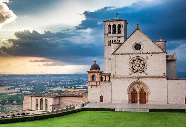 Spiritual tours in Italy