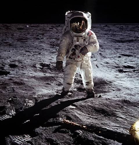 Buzz Aldrin na Měsíci...
