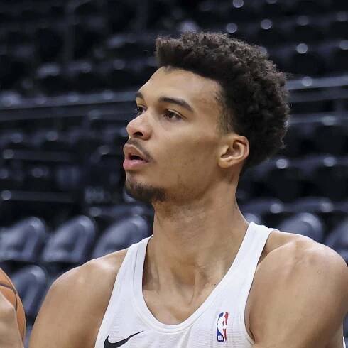 Victor Wembanyama Works Out With Two NBA Legends During Offseason