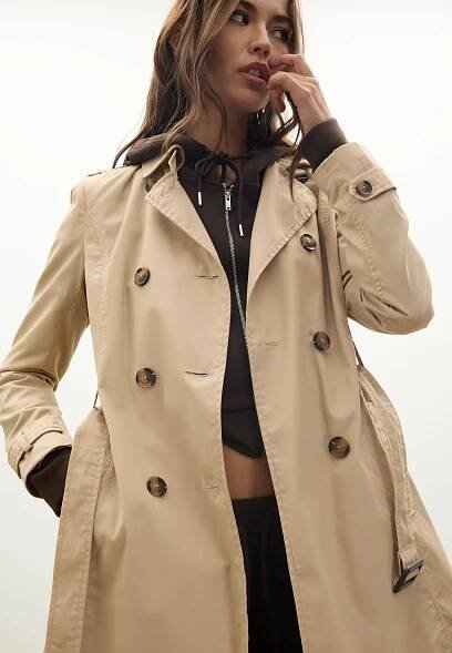 Trench corto