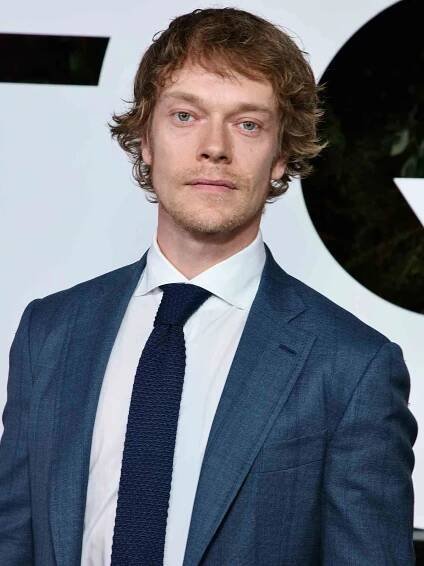 Alfie Allen attends the 2022 GQ Men Of The Year Party on November 17, 2022 in West Hollywood, California.