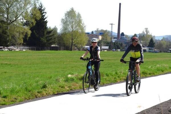 Další úsek cyklostezky sv. Zdislavy měří zhruba čtyři kilometry a jeho vybudování stálo 40 milionů | foto: Liberecký kraj